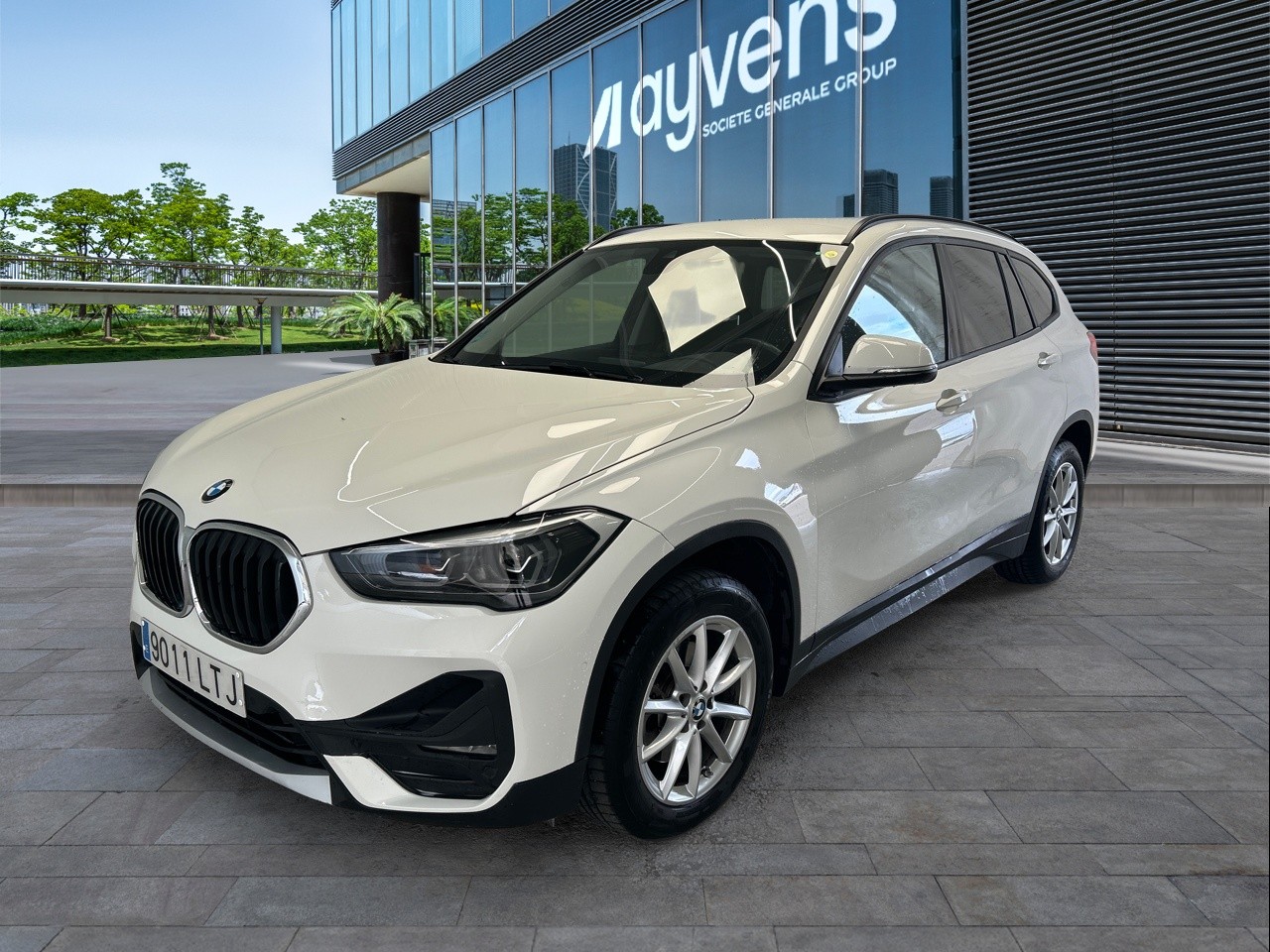 BMW  X1