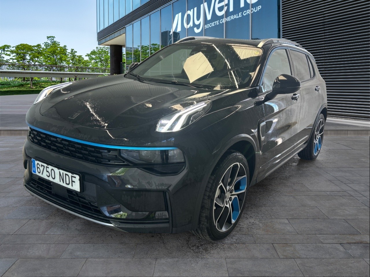 Lynk&Co 01