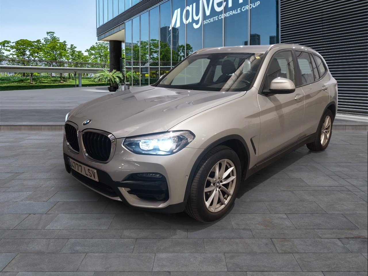 BMW  X3