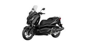 Renting Yamaha X-MAX