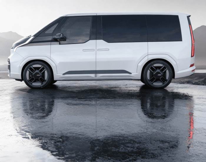 Por qué contratar el renting de Kia PV5 passenger