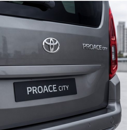Renting Toyota Proace City Verso