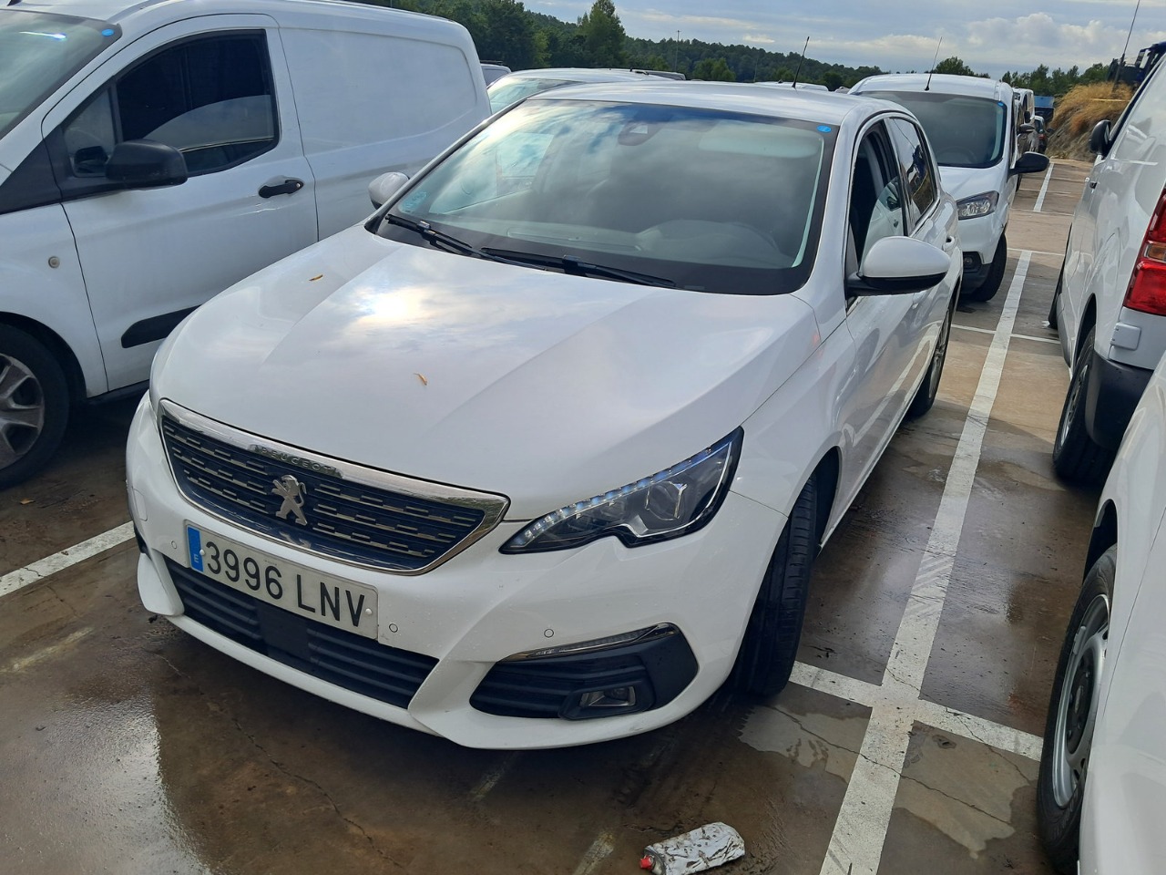 Peugeot 308 5p Allure S BlueHDi Manual FWD 75kW (100CV)