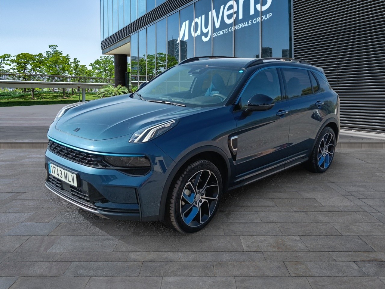 Lynk&Co 01