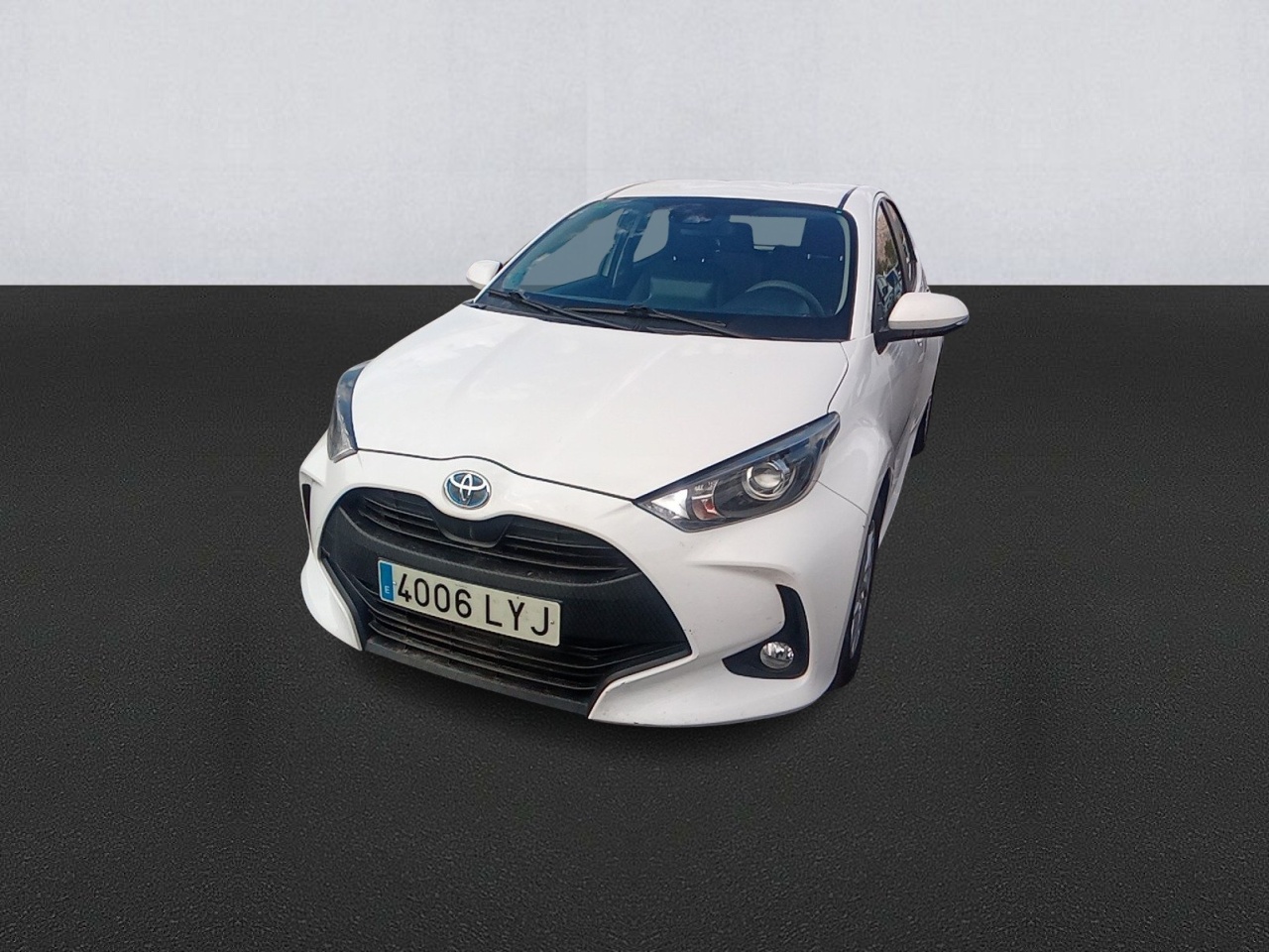 Toyota Yaris 1.5 120H Business Plus