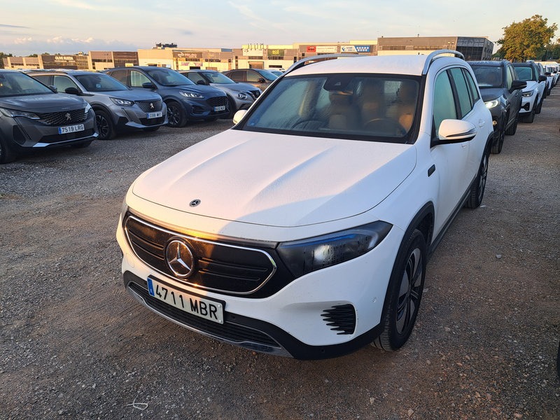 Mercedes Clase-EQB