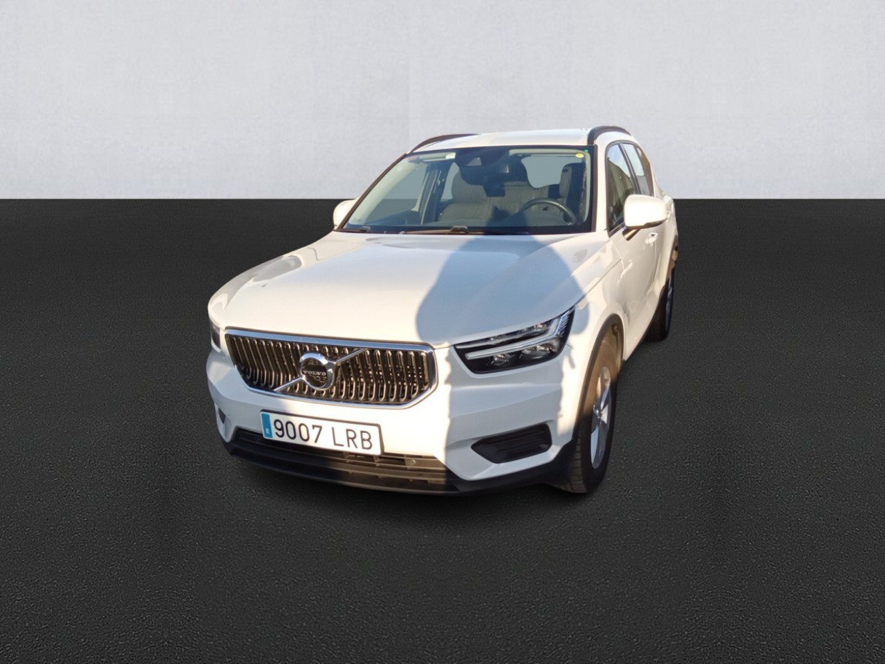 Volvo XC40 T3 Momentum Core 1.5 Manual FWD 120kW (163CV)